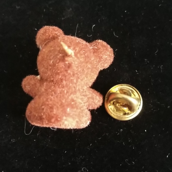 CHRISTMAS Copy #4 VINTAGE Teddy Bear Pin - Picture 2 of 3